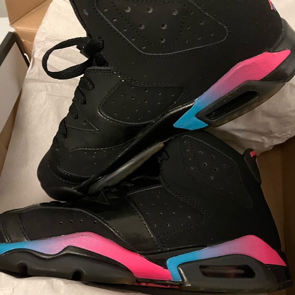 SOLD - Picture 11 of 11